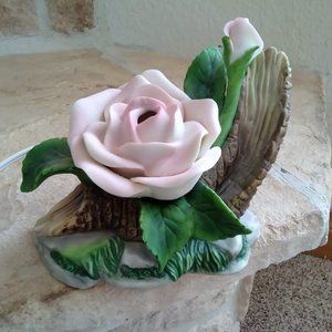 Vintage O'Well Porcelain Floral Night Light